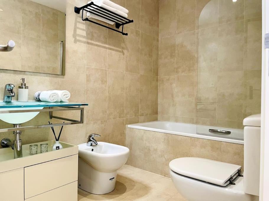 Airport Expo Apartment Lisbona Esterno foto